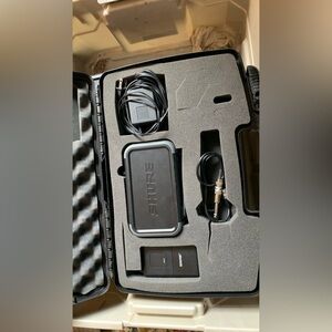 Shure PGX4 Wireless Microphone Receiver and Transmitter